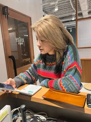 セミロング カラー 【代表】 辻龍樹のヘアスタイル