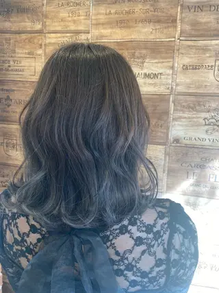 ミディアム カラー な つのヘアスタイル
