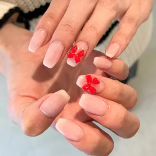 ネイル nailist mana𖤐´-のネイルデザイン