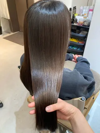 ロング ✨色持ちの良い艶 カラー✨蟹江真世のヘアスタイル