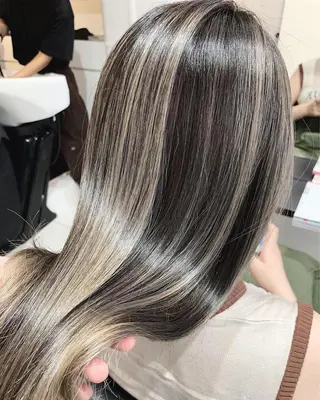 ロング カラー ヘアアレンジ 阿部 圭悟のヘアスタイル