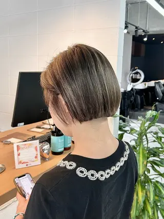 ミディアム OAK溝の口 天使の輪👑YUKIのヘアスタイル