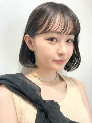ミディアム カラー ⭐ハイトーンブリーチ ミルクティーピンクのヘアスタイル