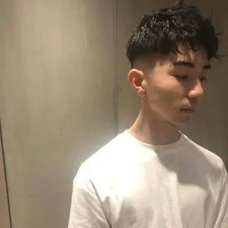 メンズ 🌈圧倒的デザイン パーマ　関和希のヘアスタイル