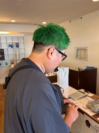 ショート カラー musée 柱店のヘアスタイル