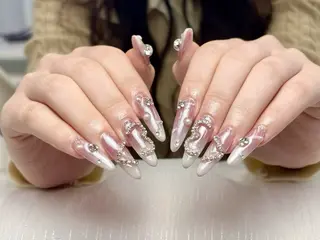 ロング トゥー フエンのネイルデザイン