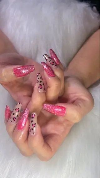 ネイル OPHELIA 𓃛のネイルデザイン