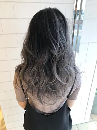 ロング 横倉 宏樹のヘアスタイル