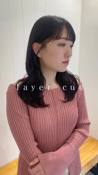 セミロング カラー hair shioのヘアスタイル