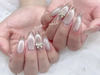 ネイル 𝐲𝐮𝐦𝐢🎀 長さ出しデザイン専門のネイルデザイン