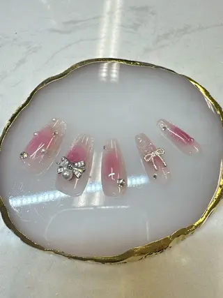 ネイル Queeens nailのネイルデザイン