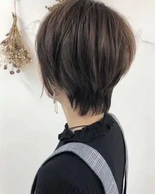 ショート カラー タナカ タクヤのヘアスタイル