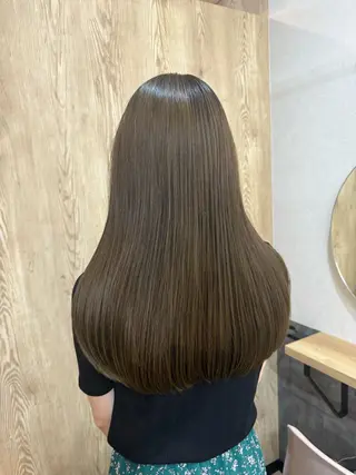 ロング カラー reeed konnoのヘアスタイル