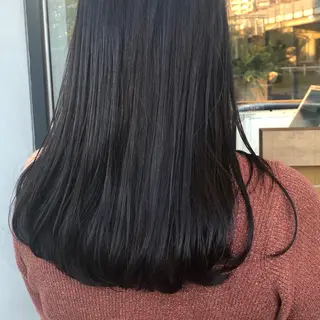 ロング カラー akane .のヘアスタイル