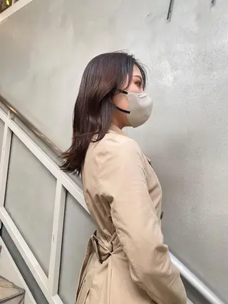 セミロング カラー 佐藤 永夏のヘアスタイル