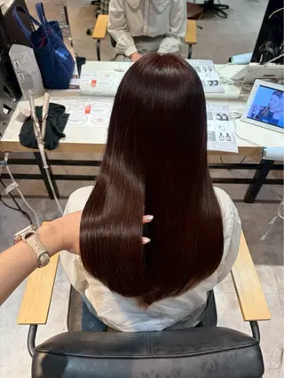 ロング 須藤 梨のヘアスタイル