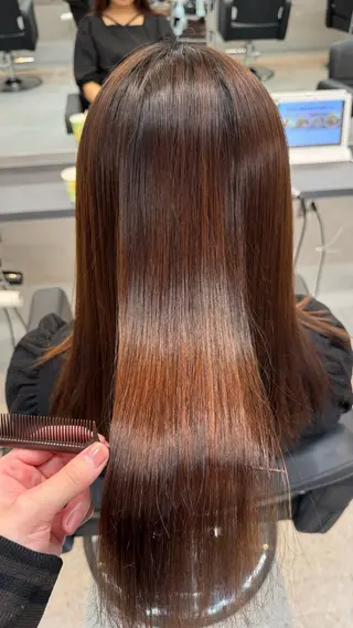 ロング Sakura/ ショート特化のヘアスタイル