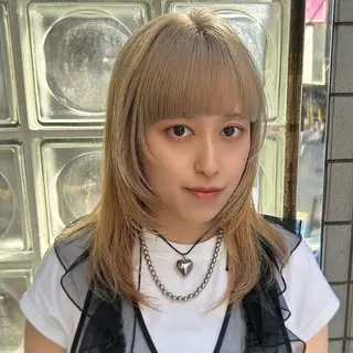 セミロング カラー 横浜カラー/ブリーチ SAKI💫のヘアスタイル
