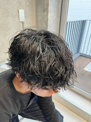 パーマ メンズ 【毎朝セット3分】 メンズパーマ　真人のヘアスタイル