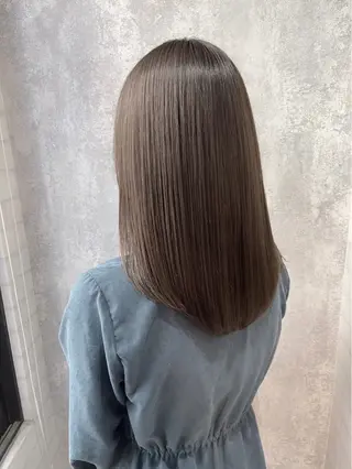 セミロング カラー Zina 蓮/博多 /艶髪/髪質改善特化のヘアスタイル