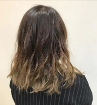 セミロング カラー パーマ ヘアアレンジ 長嶋 晃佑のヘアスタイル
