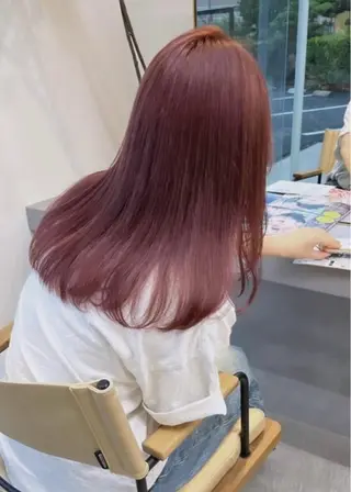 セミロング カラー 🎨ハイトーン/ デザインカラー 内藤のヘアスタイル