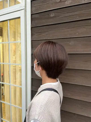 ショート カラー 野澤 優乃のヘアスタイル