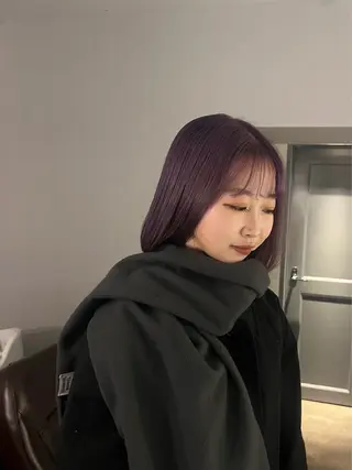 ミディアム カラー 北見 桃夏のヘアスタイル