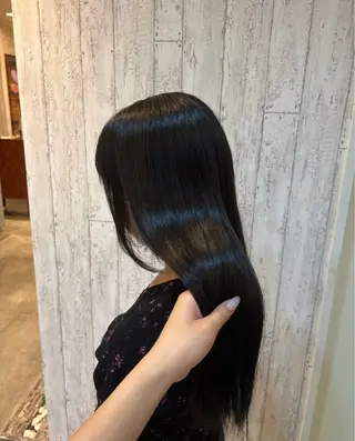 ロング カラー SHIKI .のヘアスタイル