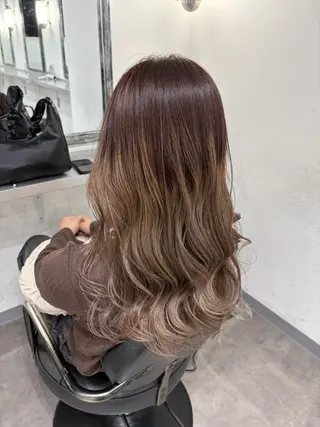 ロング 泉澤 風花のヘアスタイル