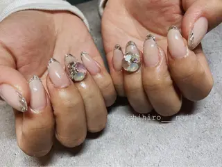 セミロング カラー ネイル chihiro 小路ネイルのネイルデザイン