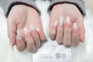 ネイル AKIKO ネイルサロンのネイルデザイン