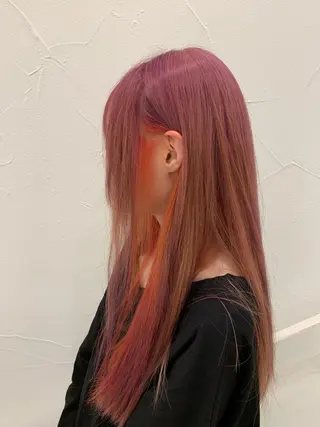 ロング カラー ミドウチ アヤカのヘアスタイル