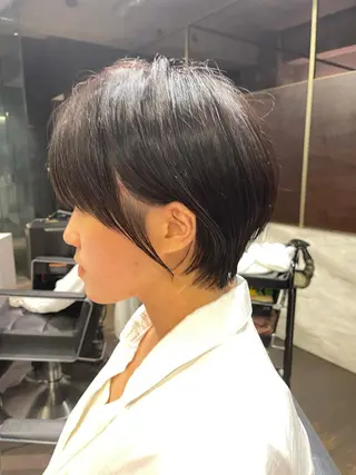 ショート レイヤー特化/小顔顔 周り/セノ/表参道のヘアスタイル