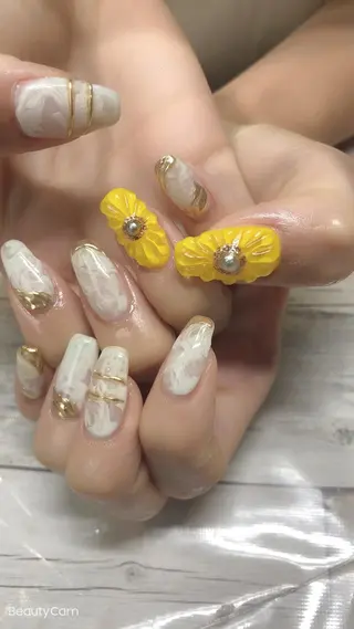 ネイル ✨アン ミユ✨のネイルデザイン