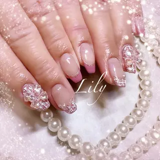 ネイル Lily*nail 🌻Mii🌻のネイルデザイン