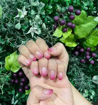 ネイル 小川 奈々花のネイルデザイン