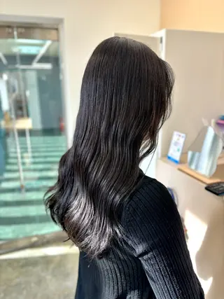 ロング カラー 肌に馴染む暗髪 梅田・増田のヘアスタイル