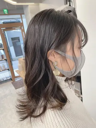 セミロング SAEKI【ior 】北千住店ブリーチのヘアスタイル