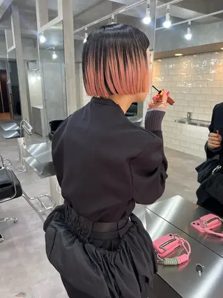 ショート ブリーチ/ハイトーン レイヤー/Maanaのヘアスタイル