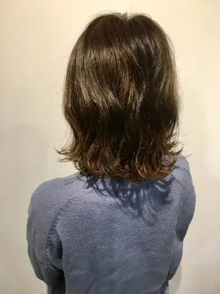 ショート カラー 【白髪ぼかし】 矢内　夏輝のヘアスタイル
