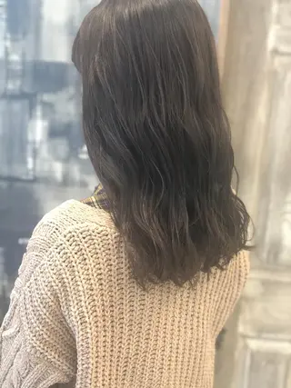 ロング カラー 日高 香織のヘアスタイル