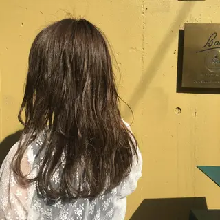 ロング カラー 顔周りの垢抜けヘア 立山愛梨のヘアスタイル