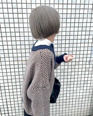 ショート カラー ヒナゴ トヨカズのヘアスタイル