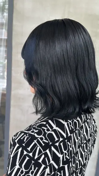 ショート カラー Mayuka 🩶のヘアスタイル