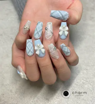 ネイル ネイルルーム チャームのネイルデザイン