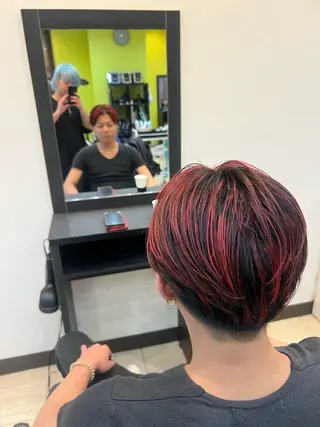 ショート カラー ハイトーン／パーマ 特化平田のヘアスタイル