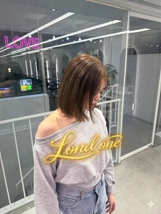 ショート 中野 光瑠のヘアスタイル