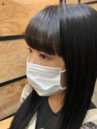 ロング カラー パーマ ヘアアレンジ メンズ キッズ ネイル マツエク・マツパ アイブロウ 久木原 ゆりのヘアスタイル