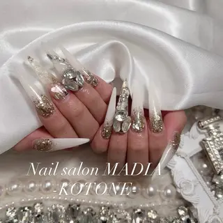 ネイル MADIA KOTONEのネイルデザイン